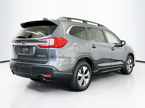 Used 2025 Subaru Ascent Premium image 9
