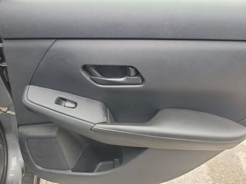 Used 2024 Nissan Sentra S FWD image 17