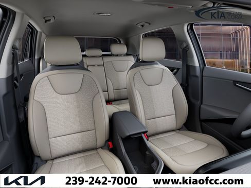 New 2026 Kia Niro EX FWD image 15