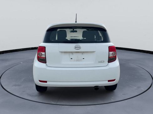 Used 2012 Scion xD image 7