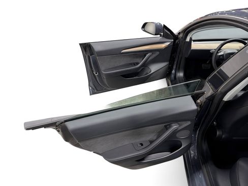 Certified 2023 Tesla Model 3 Standard Range RWD image 10