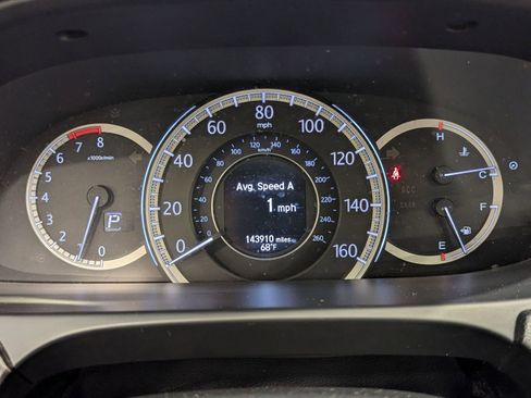 Used 2014 Honda Accord Touring image 16