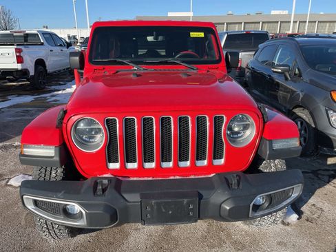 Used 2018 Jeep Wrangler Unlimited Sahara w/ Uconnect 4C Nav & Sound Group image 21