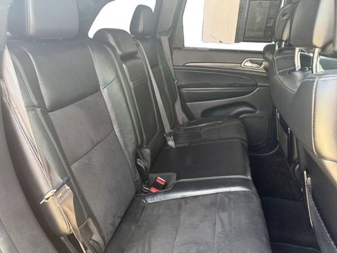 Used 2022 Jeep Grand Cherokee Laredo X RWD image 17