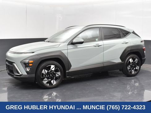 Used 2025 Hyundai Kona SEL FWD image 16