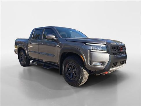 New 2026 Nissan Frontier PRO-4X w/ Pro-4x Convenience Package image 7