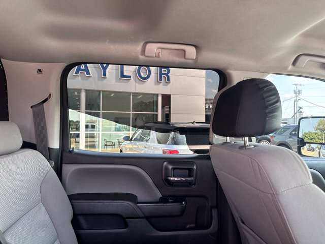 Used 2018 Chevrolet Silverado 1500 Custom w/ Custom Value Package AWD/4WD image 21