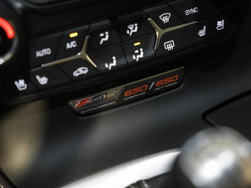 Used 2017 Chevrolet Corvette Z06 image 31