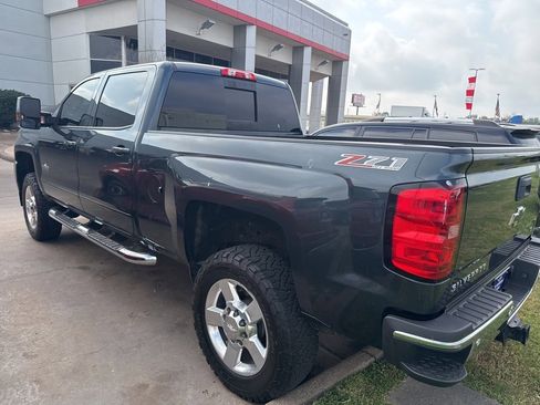Used 2017 Chevrolet Silverado 2500 LT w/ Texas Edition image 4