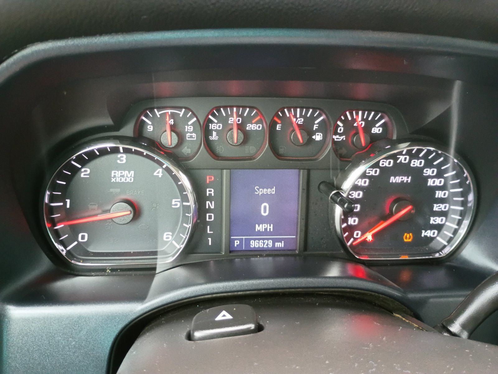 Used 2018 Chevrolet Silverado 2500 W/T AWD/4WD image 6