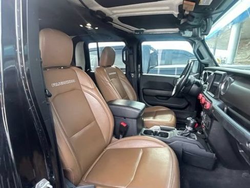 Used 2021 Jeep Gladiator Rubicon AWD/4WD image 11