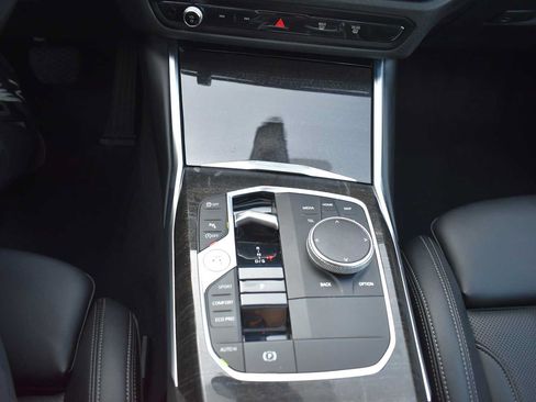 Used 2023 BMW 330i xDrive Sedan w/ Premium Package AWD/4WD image 20