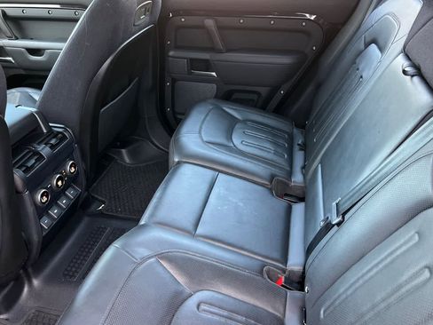 Used 2020 Land Rover Defender 110 X image 5
