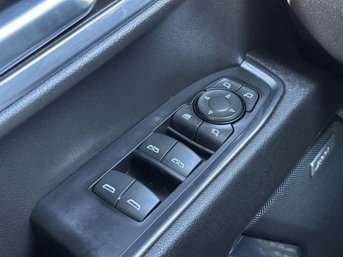 Used 2023 GMC Sierra 1500 SLT w/ SLT Premium Package image 17