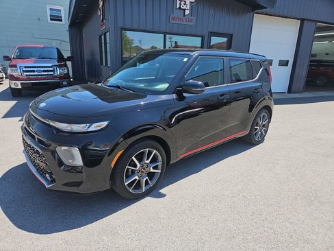 Used 2020 Kia Soul GT-Line w/ GT 2.0L Power Sunroof Package FWD image 2