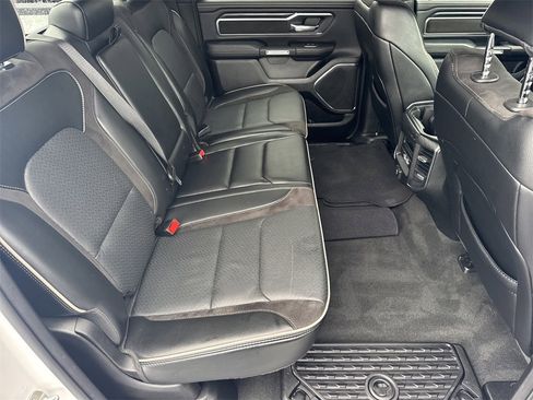 Used 2024 RAM 1500 Laramie image 15