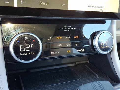 Used 2025 Jaguar F-PACE R-Dynamic S image 16