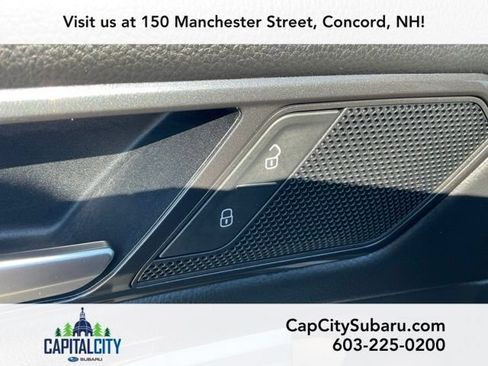 Used 2022 Volkswagen Tiguan SE R-Line AWD/4WD image 12