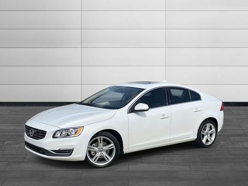 Used 2016 Volvo S60 T5 Premier w/ Convenience Package image 1
