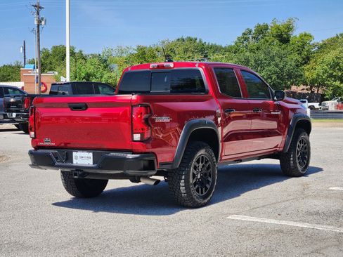 Used 2025 Chevrolet Colorado Trail Boss AWD/4WD image 5