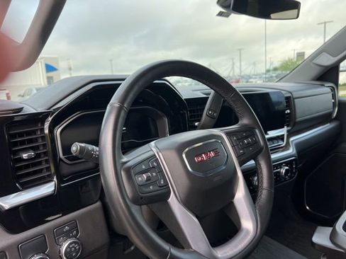 Used 2023 GMC Sierra 1500 Elevation w/ LPO, Elevation Black Package image 7