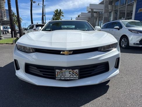 Used 2018 Chevrolet Camaro LT image 2