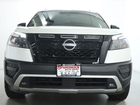Used 2023 Nissan Pathfinder Rock Creek AWD/4WD image 5