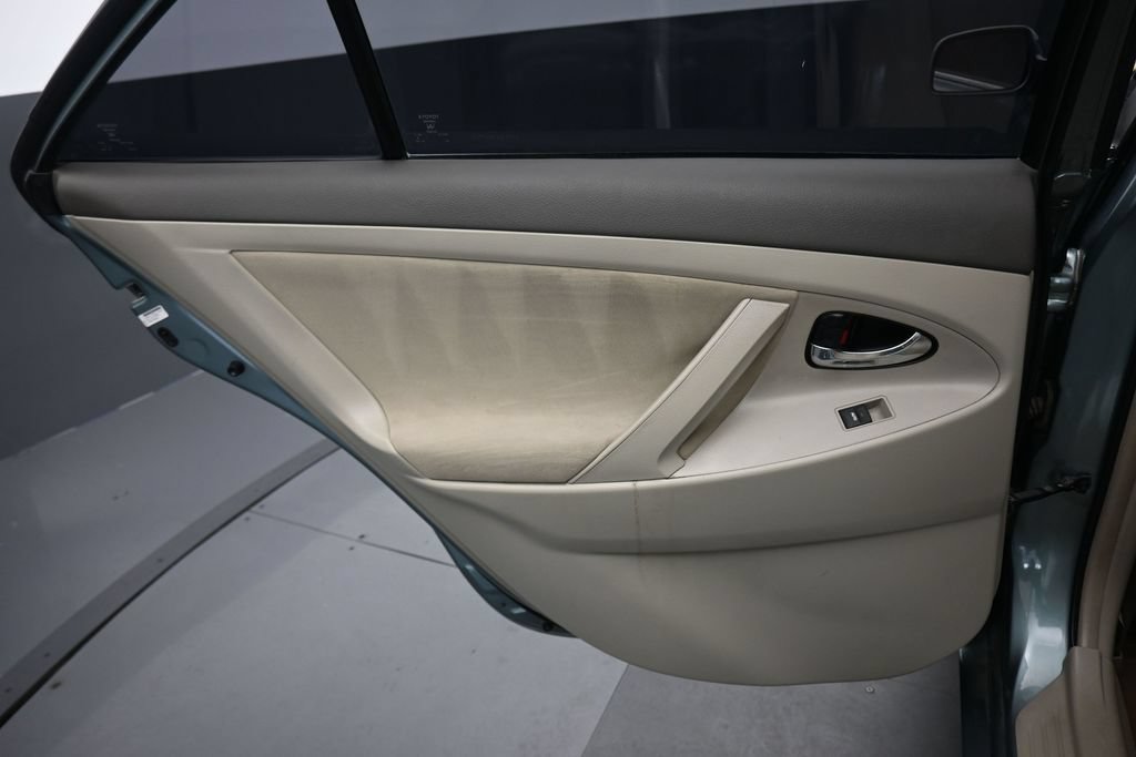 Used 2011 Toyota Camry LE w/ LE Extra-Value Pkg FWD image 27