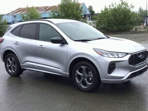 Used 2024 Ford Escape ST-Line image 2