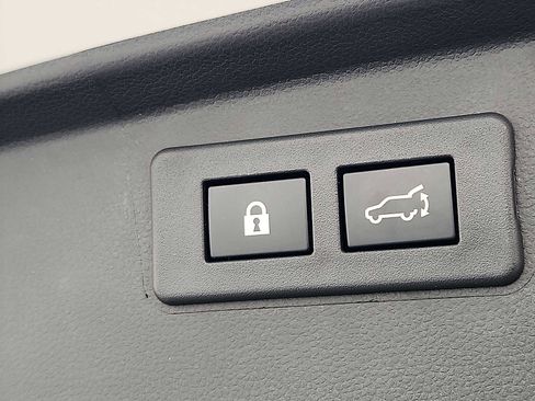 Used 2023 Subaru Outback Limited image 28