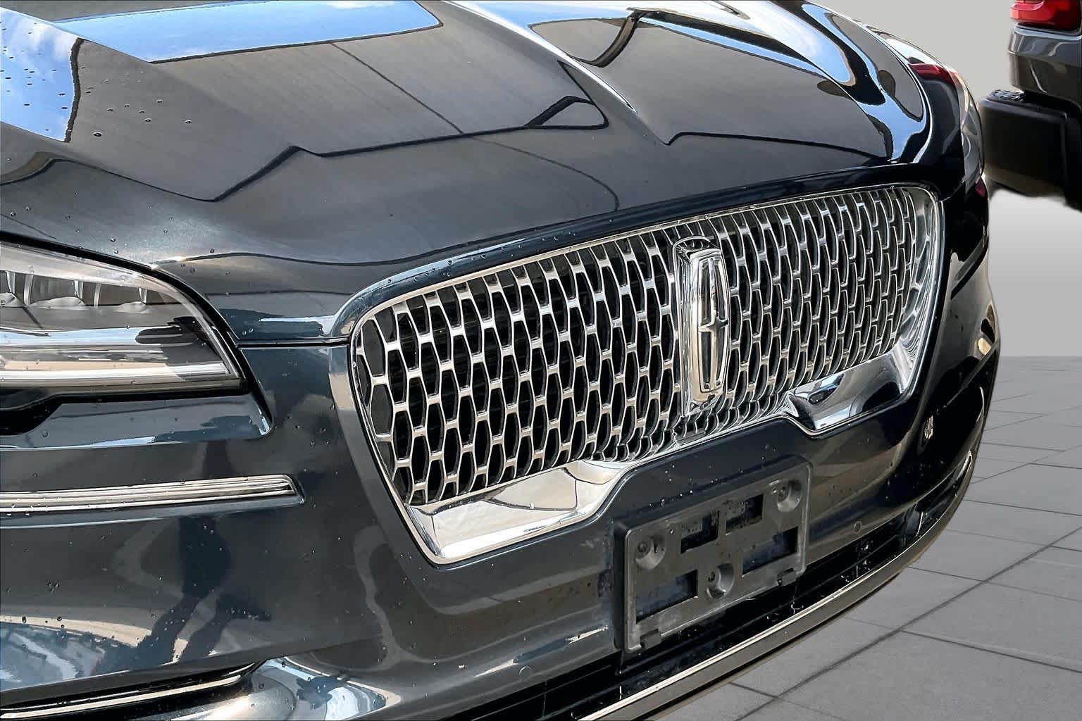 Used 2023 Lincoln Aviator Reserve w/ Equipment Group 201A AWD/4WD image 29