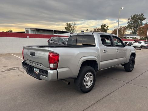 Used 2022 Toyota Tacoma SR image 2