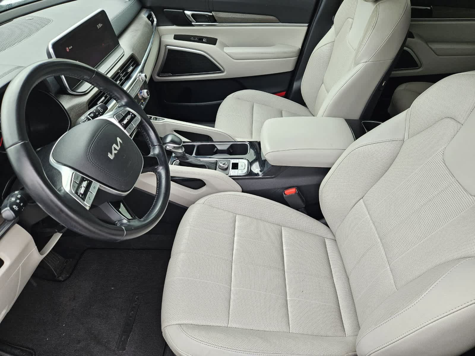 Certified 2022 Kia Telluride EX w/ EX Premium Package FWD image 2