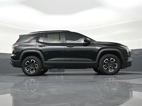 Used 2025 Chevrolet Equinox ACTIV w/ Safety and Technology Package image 28