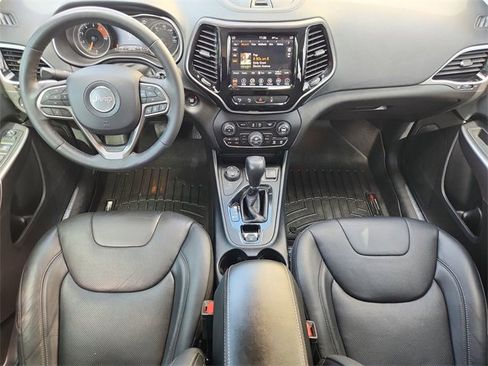 Used 2019 Jeep Cherokee Limited w/ Luxury Group image 20