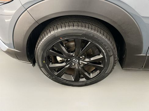 Used 2025 MAZDA CX-30 AWD 2.5 S w/ Preferred Package image 11