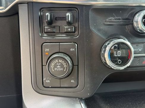 Used 2021 Ford F150 Lariat AWD/4WD image 13