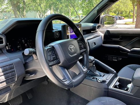 Used 2024 Toyota Tacoma SR5 AWD/4WD image 14