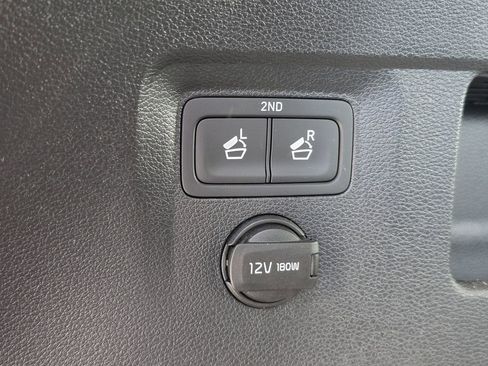 Used 2023 Kia Telluride SX Prestige image 17