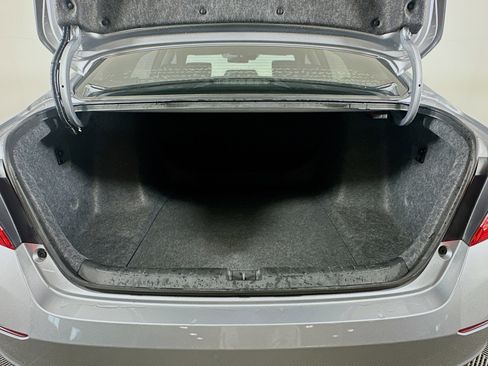 Used 2018 Honda Accord LX image 27