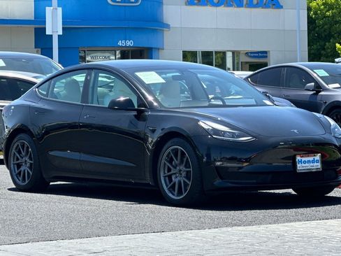 Used 2021 Tesla Model 3 Long Range AWD/4WD image 7