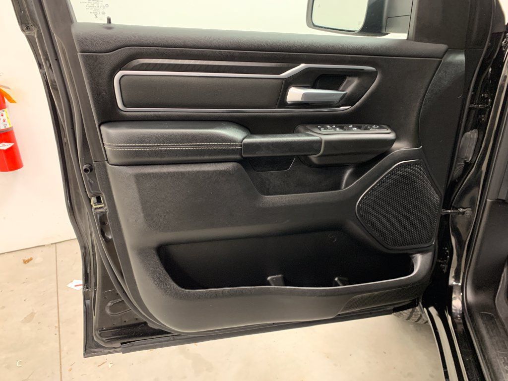 Used 2025 RAM 1500 Big Horn AWD/4WD image 18