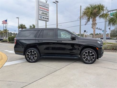 Used 2023 Chevrolet Tahoe RST w/ Luxury Package image 2