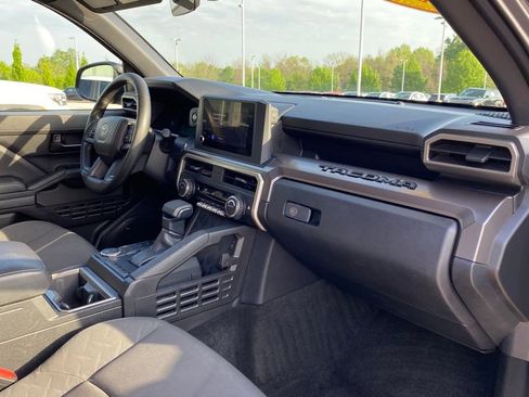 Used 2024 Toyota Tacoma SR5 RWD image 31