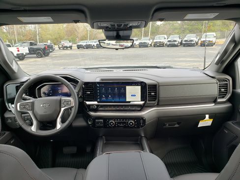 New 2026 Chevrolet Silverado 3500 LTZ w/ LTZ Plus Package image 37