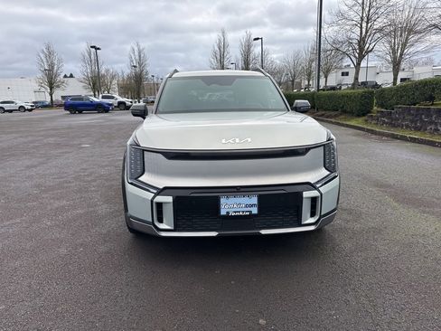 Used 2024 Kia EV9 GT-Line image 2