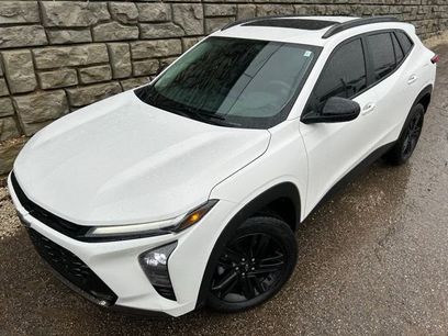 Used 2024 Chevrolet Trax ACTIV w/ Sunroof Package