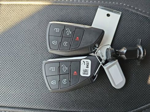 Used 2024 Chevrolet Silverado 1500 LTZ image 34