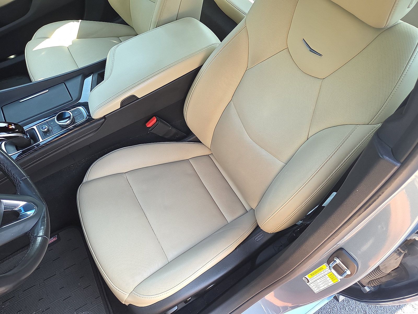 Used 2023 Cadillac CT5 Luxury AWD/4WD image 13