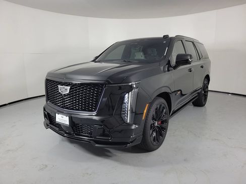 Certified 2026 Cadillac Escalade V AWD/4WD image 2